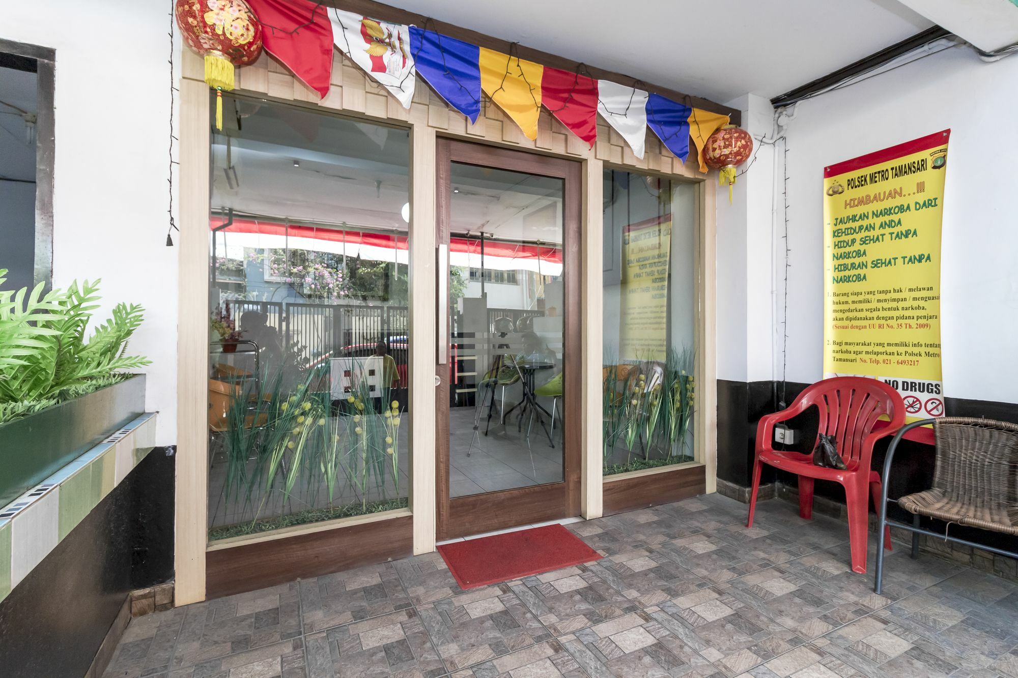 Reddoorz Near Gajah Mada Plaza 2 Hotel Jakarta Eksteriør billede